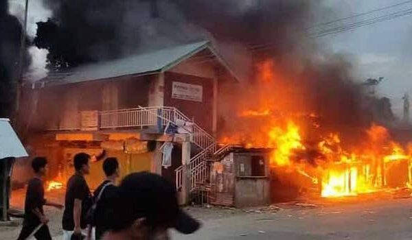 മണിപ്പൂരിൽ വീണ്ടും സംഘർഷം; 2 പേർ കൊല്ലപ്പെട്ടു, 50 പേർക്ക് പരിക്കേറ്റു