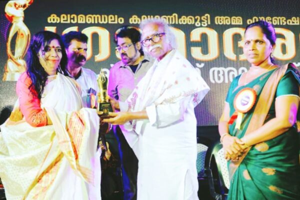 ബിന്ദു നന്ദനയ്ക്ക് സുഗത കുമാരി പുരസ്കാരം