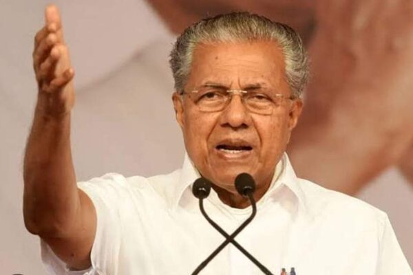 മുഖ്യമന്ത്രിയുടെ വിദേശയാത്ര സ്വന്തം ചെലവിൽ; ഖജനാവിൽ നിന്ന് പണം മുടക്കിയിട്ടില്ലെന്ന് വിവരാവകാശ രേഖ
