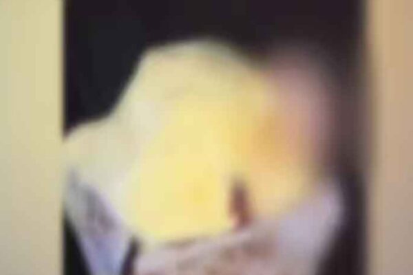 ഐസ്ക്രീമിൽ മനുഷ്യ വിരൽ; കമ്പനിയുടെ ലൈസൻസ് സസ്പെൻഡ് ചെയ്തു