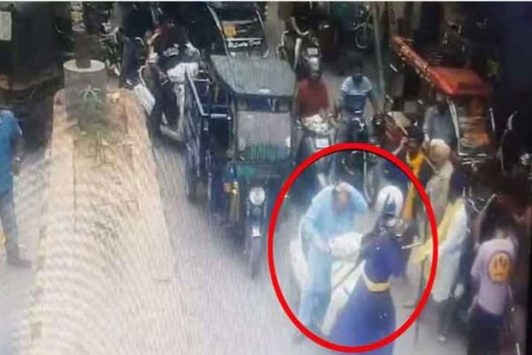 ശിവസേനാ നേതാവിനെ പട്ടാപ്പകൽ നടുറോഡിലിട്ട് വെട്ടിക്കൊലപ്പെടുത്താൻ ശ്രമം; രണ്ടുപേർ അറസ്റ്റിൽ