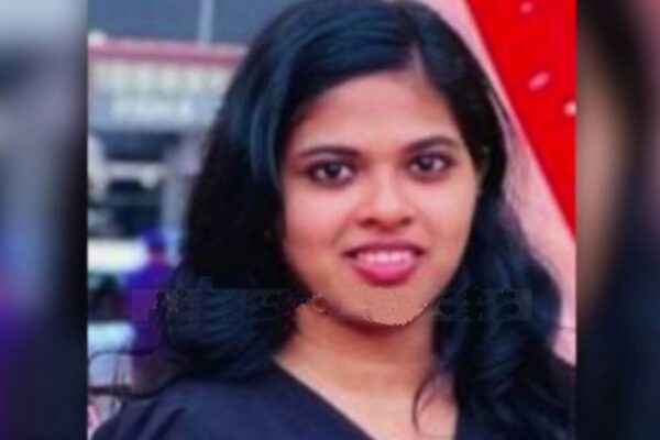 ഫിസിയോതെറാപ്പി വിദ്യാർത്ഥിനി ശുചിമുറിയിൽ തൂങ്ങി മരിച്ച നിലയിൽ