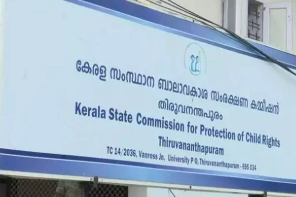 സംസ്ഥാന സ്കൂൾ കായികമേളയിൽ നിന്ന് രണ്ട് സ്കൂളുകളെ വിലക്കിയതിൽ സ്വമേധയ കേസെടുത്ത് ബാലാവകാശ കമ്മിഷൻ
