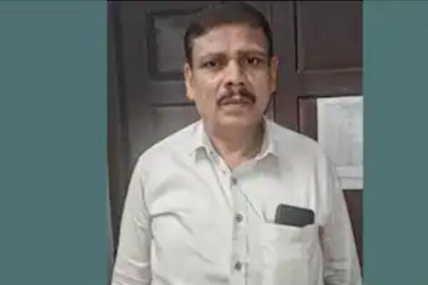 നോ പാർക്കിംഗ് ബോർഡിന് താഴെ വാഹനമിട്ടു, ചിത്രമെടുത്ത ഹോംഗാര്ഡിന്റെ പല്ല് അടിച്ചിളക്കി, 58കാരൻ അറസ്റ്റിൽ