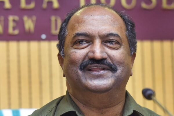 കാരുണ്യ ആരോഗ്യ സുരക്ഷാ പദ്ധതിക്ക് 300 കോടി രൂപ അനുവദിച്ചതായി ധനമന്ത്രി കെ.എൻ. ബാലഗോപാൽ