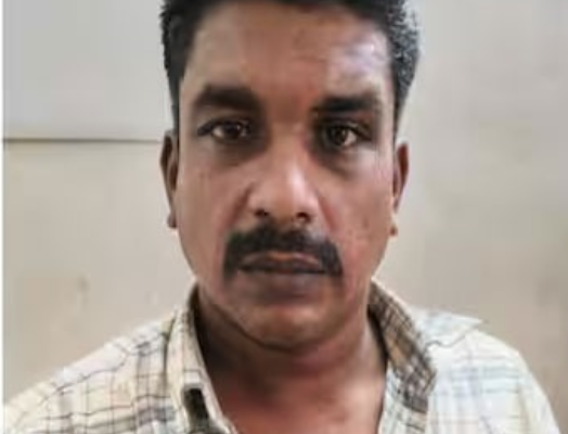 ബസ് യാത്രയ്ക്കിടെ യുവതിക്ക് നേരെ ലൈംഗിക അതിക്രമം. പ്രതിയെ ഓടിച്ചിട്ട് പിടികൂടി പോലീസിൽ ഏല്പിച്ചു നാട്ടുകാരും ബസ്ജീവനക്കാരും