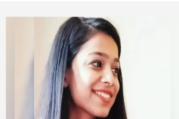 നിക്ഷേപകരുടെ ബാങ്കിലെ പണം അവരറിയാതെ പിൻവലിച്ച്, ഓഹരി വിപണിയിൽ നിക്ഷേപിച്ച് തട്ടിപ്പ് നടത്തിയ ബാങ്ക് ഉദ്യോഗസ്ഥ അറസ്റ്റിൽ