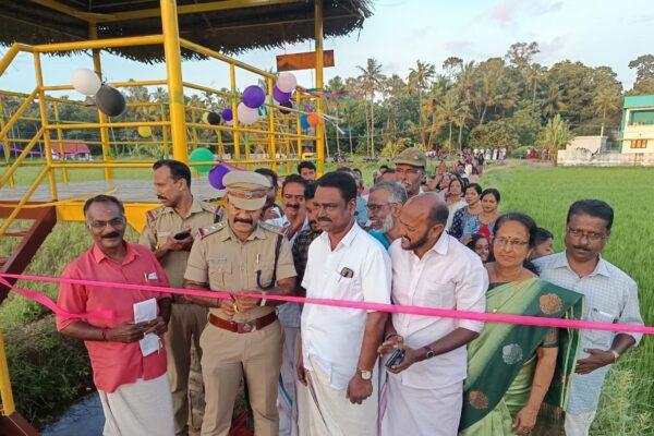 മുടപുരത്തെ ഓണകുടിൽ ഉദ്ഘാടനം ചെയ്തു